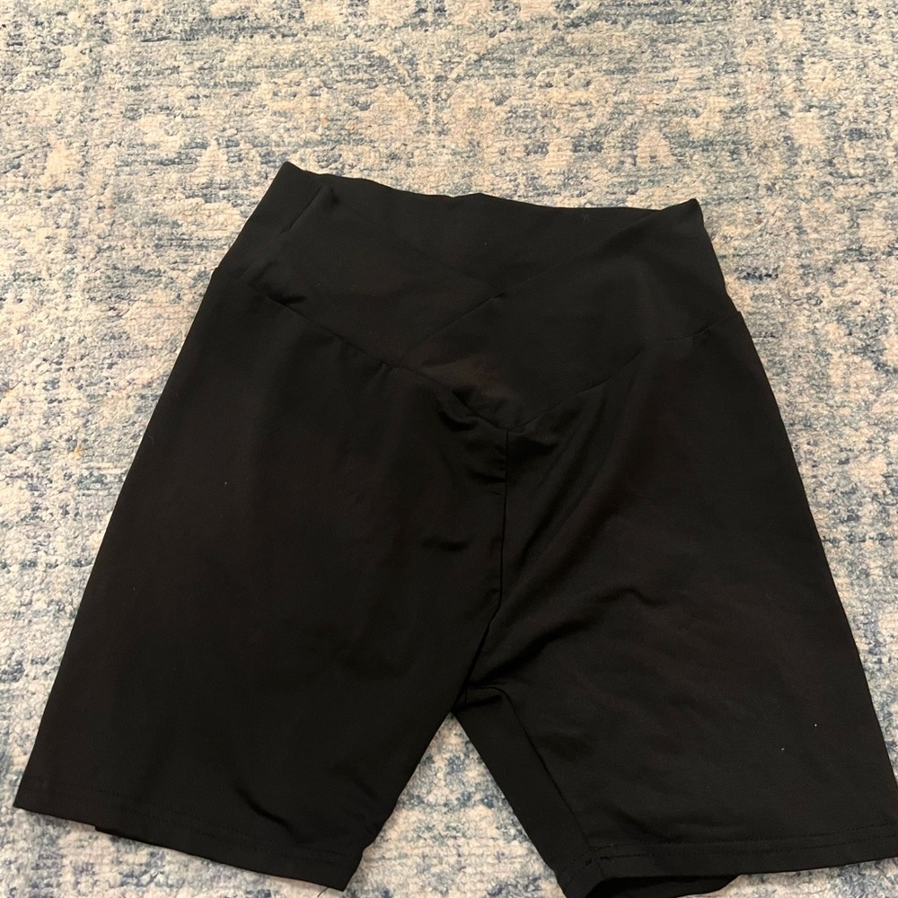 Cross top biker shorts